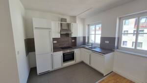 Direkt einziehen! Helle 2 Zimmer, Tageslichtbad mit Wanne, guter Schnitt, gute Lage – 18055 Rostock – Vorschaubild 3