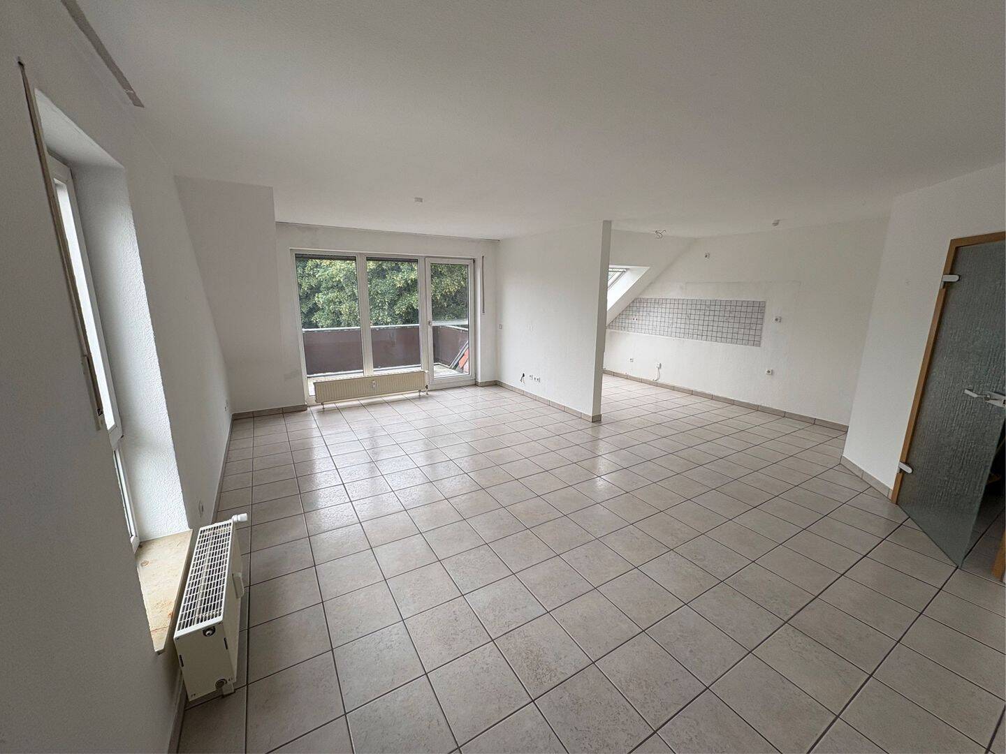 Gepflegte 3 1/2 Zimmer Eigentumswohnung mit großer Loggia in Dortmund Kleinholthausen, Nähe Hombruch – Dortmund – Vorschaubild 5