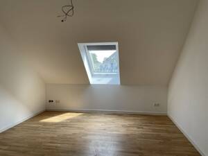 moderne Dachgeschosswohnung mit guter Anbindung nach Köln – 51375 Leverkusen – Vorschaubild 8