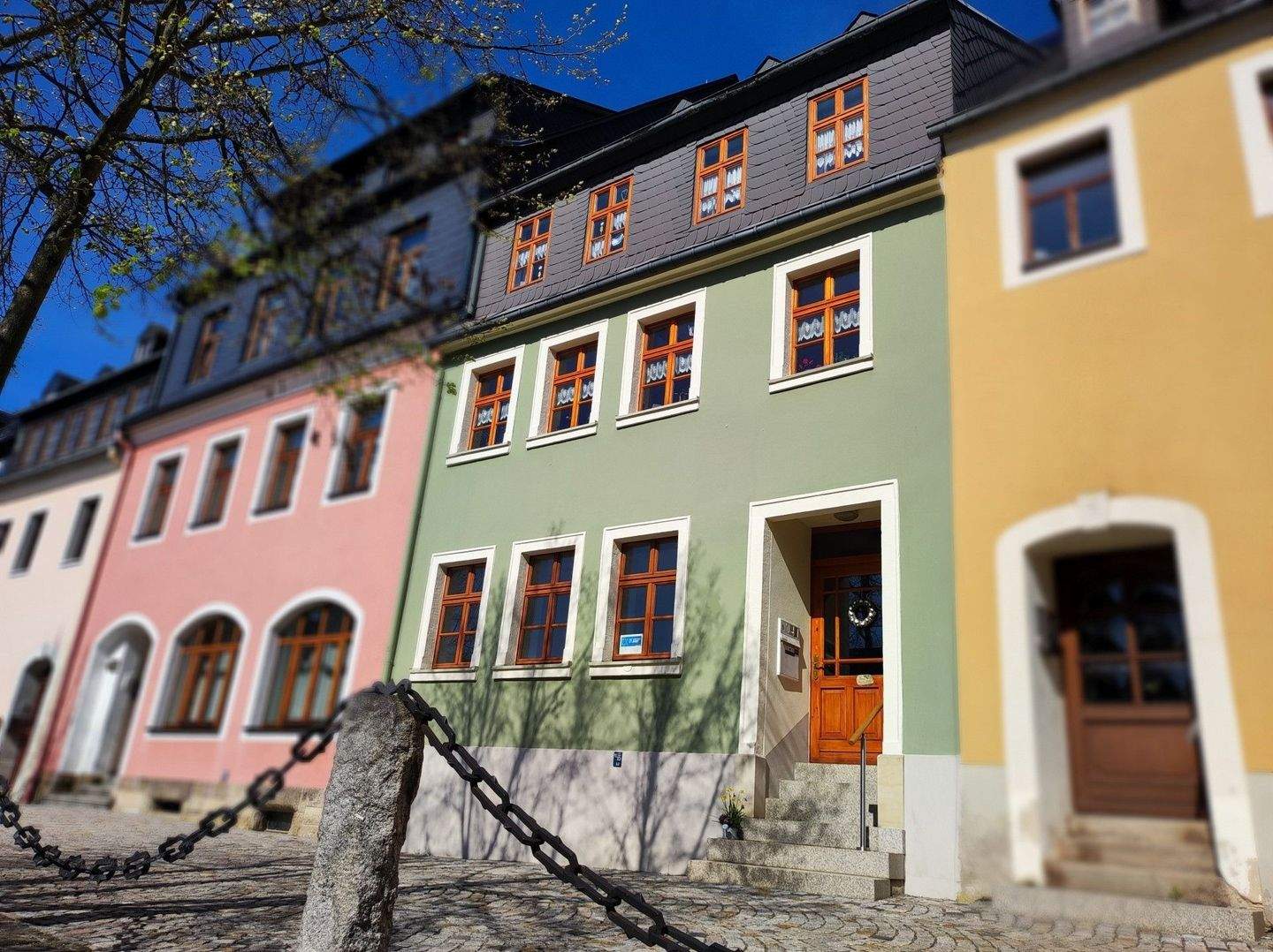 Großes Wohnhaus im Erzgebirge für die ganze Familie!!! – Wolkenstein – Bild 1 von 9
