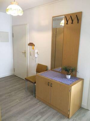 Möblierte 2 RW. 53qm. für 1 Person, evtl. Wochenendheimfahrer – 1159 Dresden – Vorschaubild 8