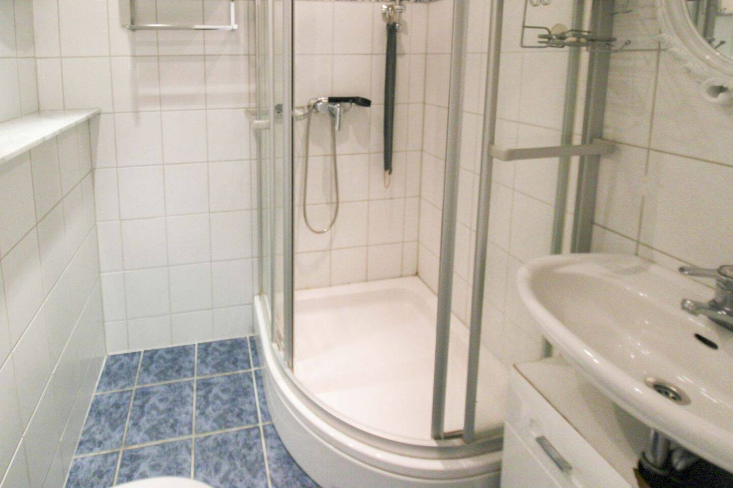 Charmante 2-Zimmer-Wohnung mit Loggia in Citylage – Wuppertal – Vorschaubild 8