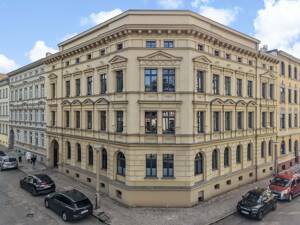 Großzügige 4-Raum-Altbauwohnung im Giebichenstein - Balkon, Stellplatz & Denkmalcharme