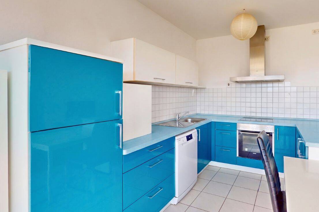 ** Sonnenverwöhnte 3ZKB mit Balkon und Aufzug in beliebter Wohnlage, IN-Hollerstauden ** – Ingolstadt – Vorschaubild 3