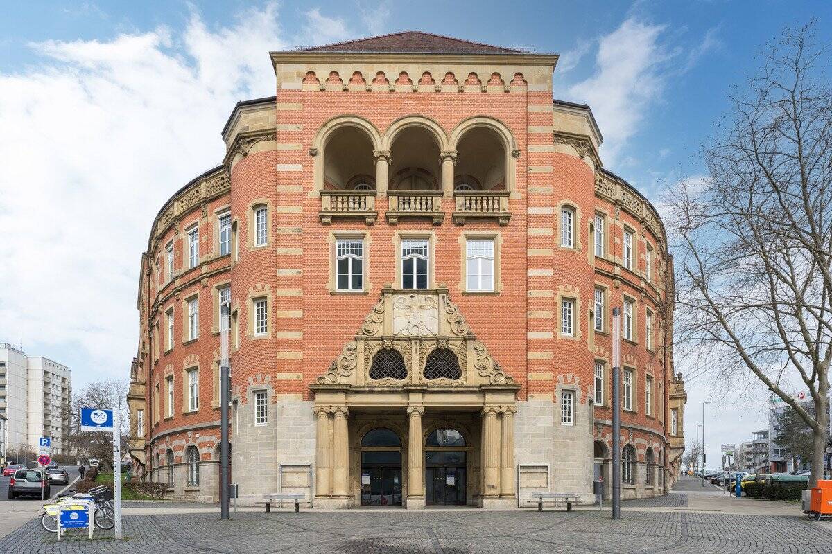 Repräsentative Bürofläche im historischen Altbau von Kassel