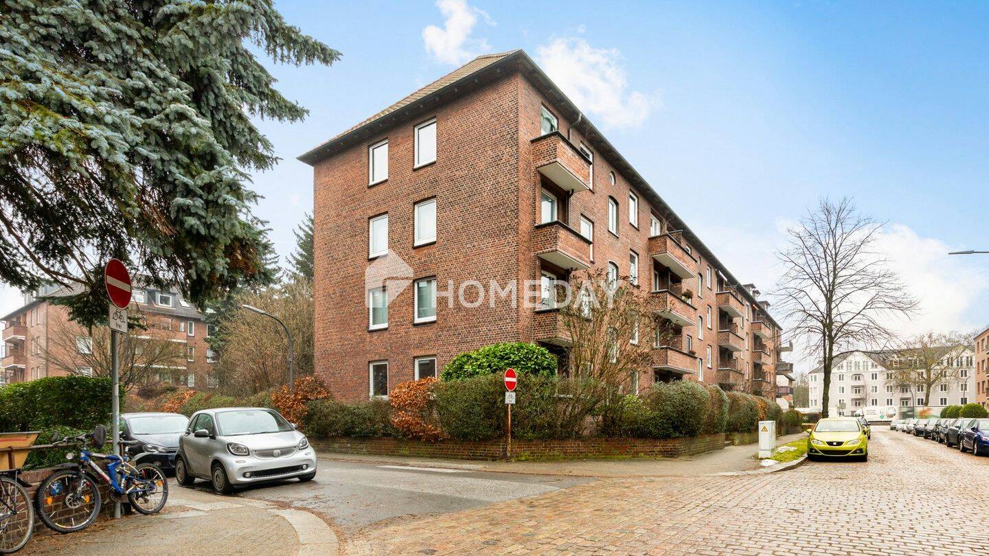 Drei Zimmer, zwei Balkone - sonnig wohnen im Rotklinkerbau... – Hamburg – Bild 1 von 9
