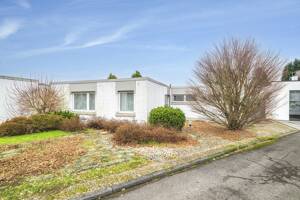 Attraktiver Winkelbungalow mit großem Grundstück in Laurensberg – 52072 Aachen – Vorschaubild 3