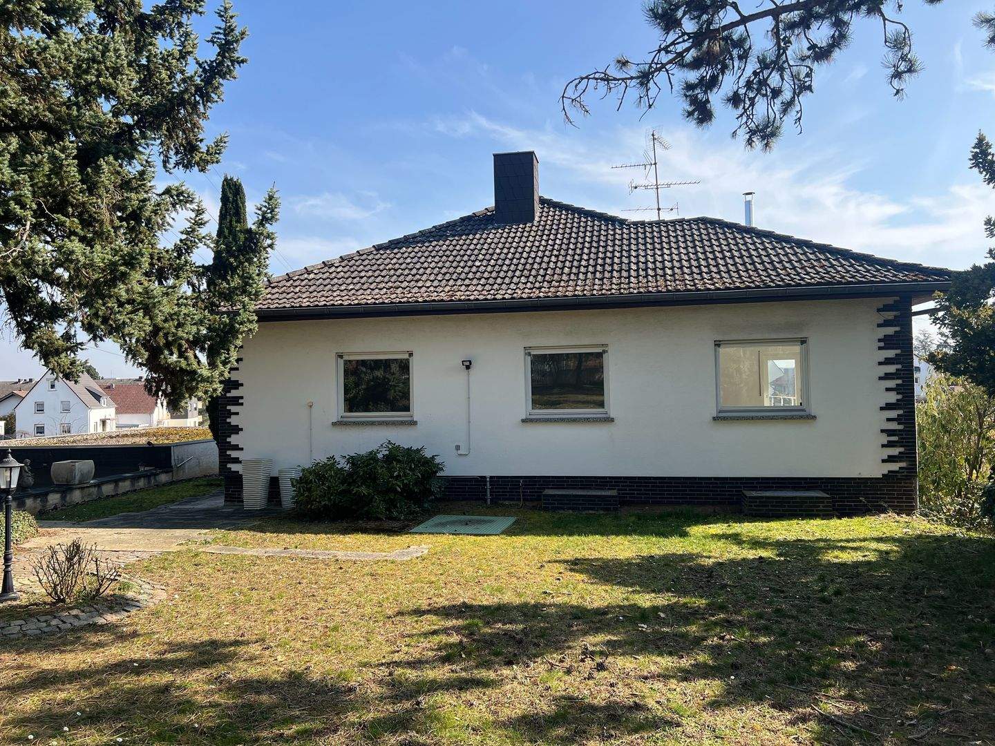 Einmalige Gelegenheit! Bungalow mit parkähnlichem Grundstück in Bad Kreuznach-Winzenheim – Bad Kreuznach – Vorschaubild 2