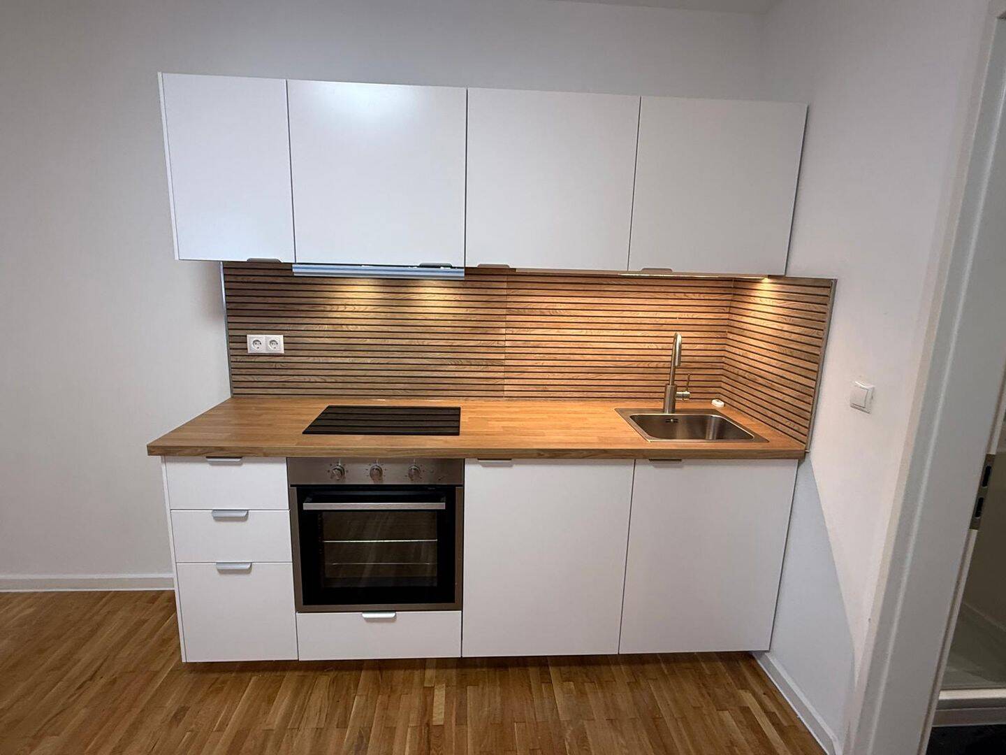 Stylische Studentenwohnung mit neuer Einbauküche – Köln – Vorschaubild 2