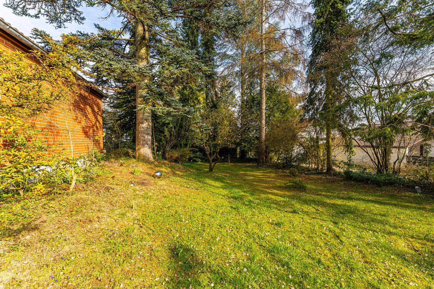 135qm Wohnen auf einer Ebene - lichtdurchfluteter Bungalow, idyllischer Garten! Preis VB. – Nürnberg – Vorschaubild 7
