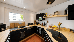 Urlaubsfeeling im Garten: Plunge-Pool, Jacuzzi & Top-Ausstattung wartet auf Sie! Ca. 266 m² Wohn-/ Nutzfläche – 12249 Berlin – Vorschaubild 4