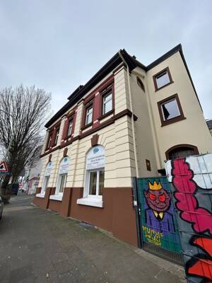 Achtung! - Geräumiges Mehrfamilienhaus mit Gewerbeeinheit in Hagen - Ideale Kapitalanlage – 58089 Hagen – Vorschaubild 2