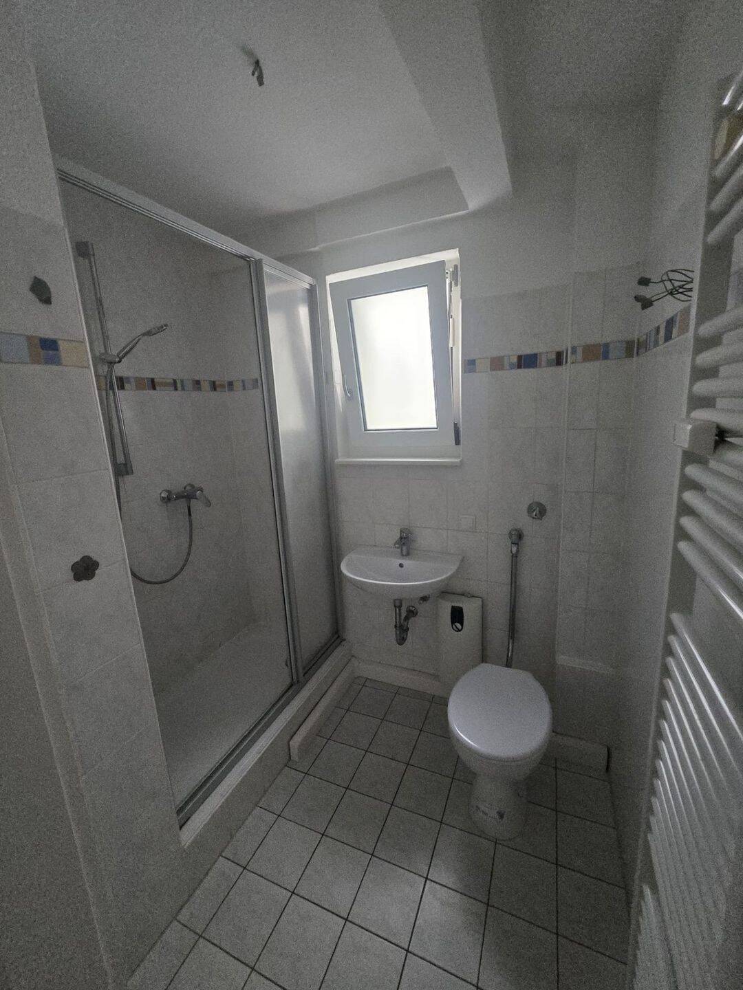 Renovierte 1-Zimmer-Wohnung im 3. OG in 90443 Nürnberg – Nürnberg – Vorschaubild 5