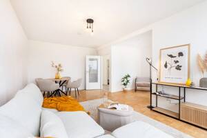 Bezugsfrei | 3-Zimmer-Wohnung mit Süd-Balkon, Aufzug & TG im energetisch saniertem Haus – 50825 Köln – Vorschaubild 4