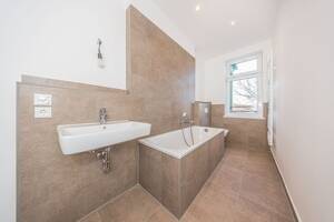 2 Zimmer, Balkon und Echtholzparkett - frisch renoviert – 4299 Leipzig – Vorschaubild 3