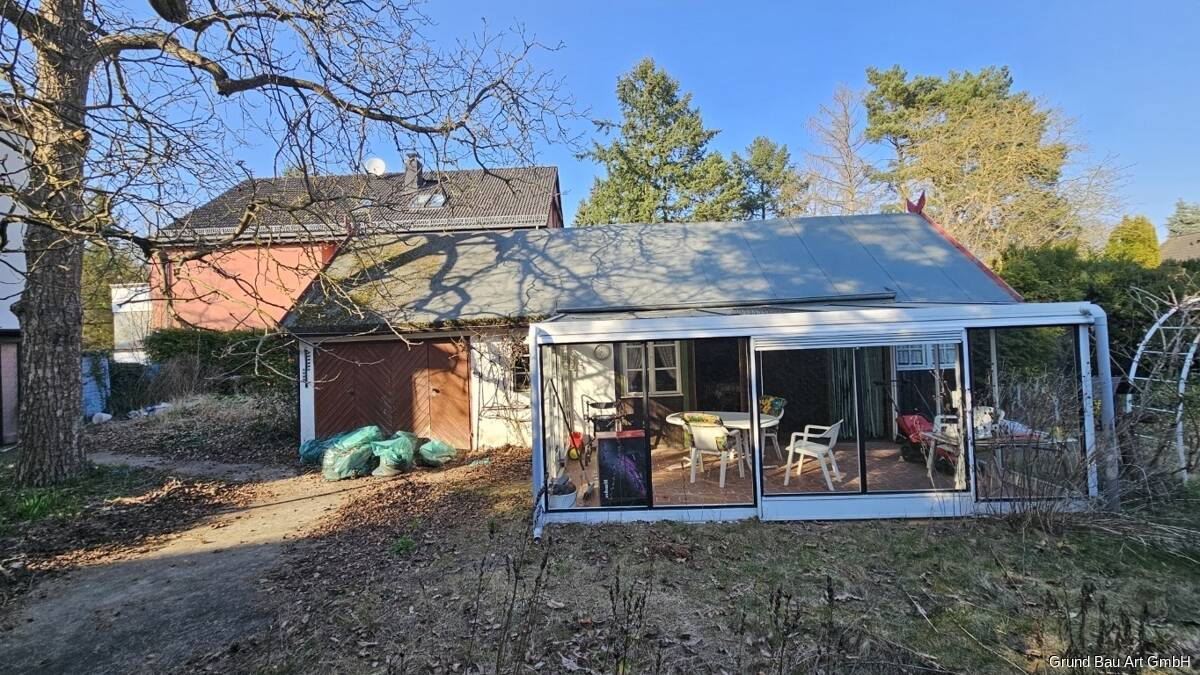 Gut geschnittenes, sanierungsbedürftiges Einfamilienhaus in ruhiger Lage & zusätzlichem Baupotenzial – Berlin – Vorschaubild 5