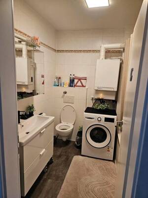 Einziehen und Wohlfühlen - liebevoll renovierte 3-Zimmer-Wohnung – 86156 Augsburg – Vorschaubild 8