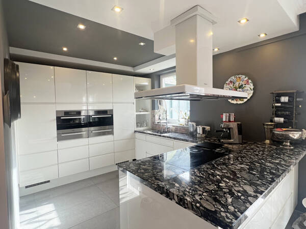 Etagenwohnung in 50968 Köln mit 120,55 m² kaufen