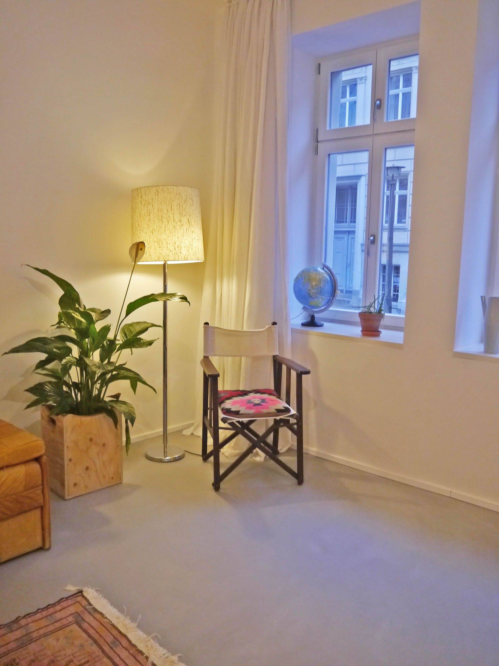 Gemütliche 2-Zimmer Apartment 3 Minuten vom Rosenthaler Platz – Berlin – Vorschaubild 3