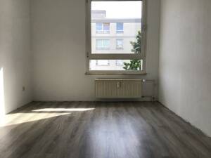 Charmante 3-Raum-Wohnung mit Balkon zur Hofseite! – 45279 Essen – Vorschaubild 8