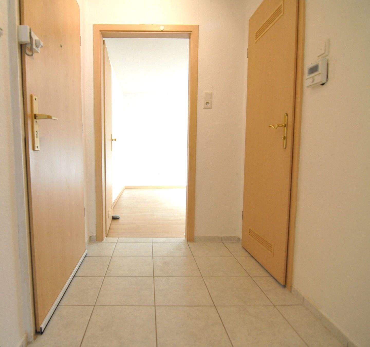 2 Zi. EG-Wohnung mit Wohnküche ruhig und zentral – Ingolstadt – Vorschaubild 3