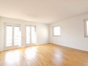 Penthouse-Highlight ohne Kompromisse: 4-Zi, EBK, Dachterrasse und Wintergarten! – 65197 Wiesbaden – Vorschaubild 2