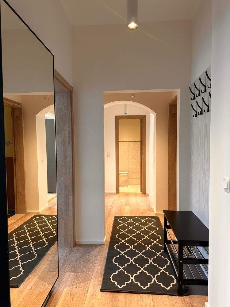 **Helles und großzügiges WG-Zimmer in Alt Saarbrücken** – Saarbrücken – Vorschaubild 9