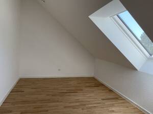 3-Zimmer-Wohnung im Dachgeschoss mit Loggia – 51375 Leverkusen – Vorschaubild 7