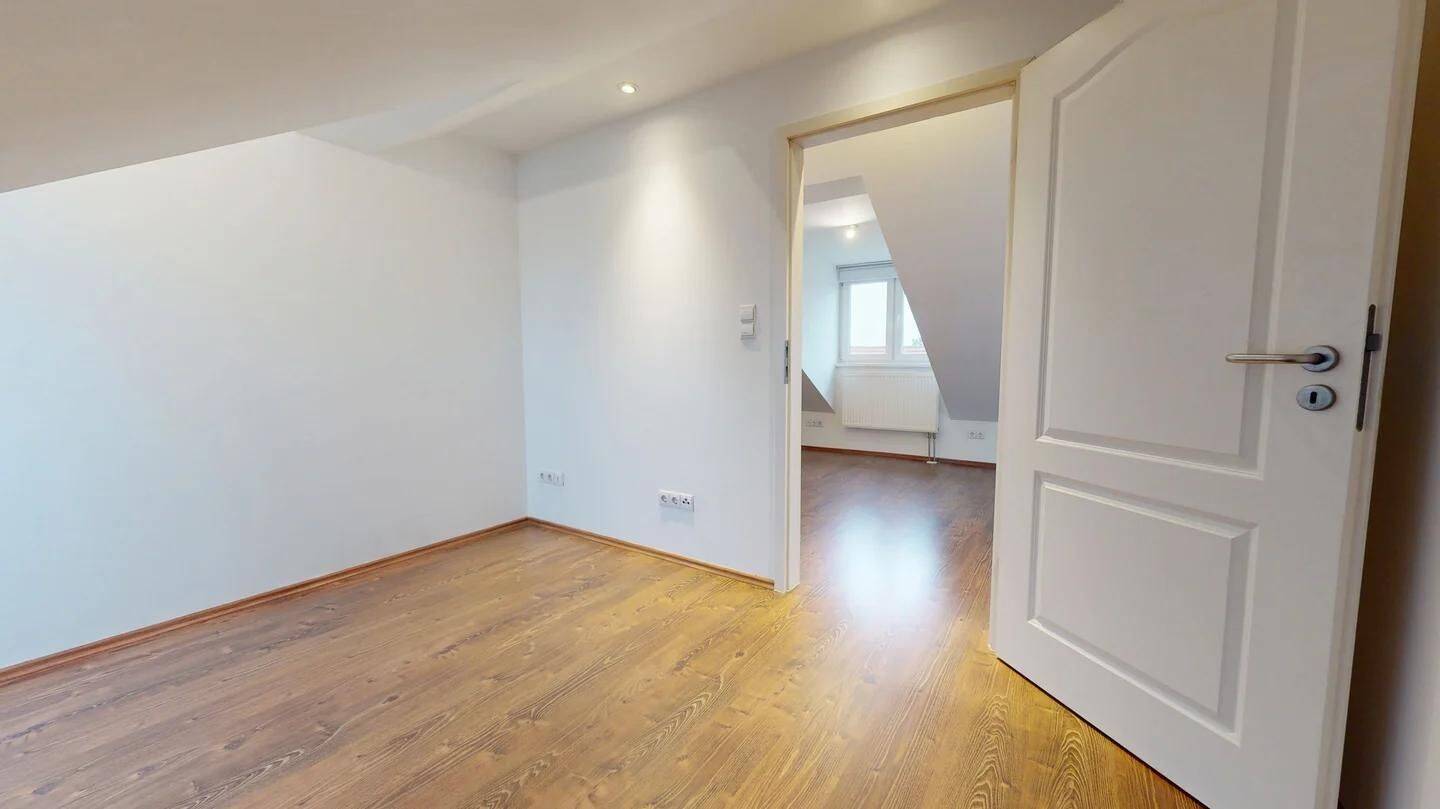 Lichtdurchflutete 3-Zi.-Whg. im Loftstil - ideal für Paare oder WG in Erlangen – Erlangen – Vorschaubild 7