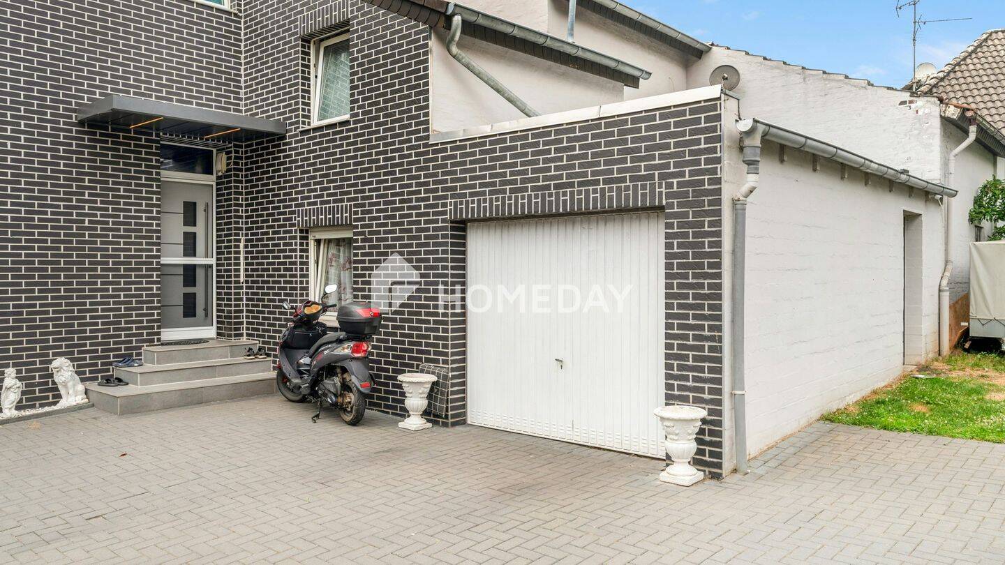 Modernisiertes Familienglück mit Garage, Garten, Terrasse und Einbauküche in Beckrath – Mönchengladbach – Vorschaubild 5