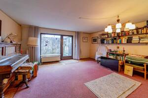 Charmante, modernisierungsbedürftige DHH mit Garage und schönem Garten in gefragter Lage in Erlangen – 91052 Erlangen – Vorschaubild 4