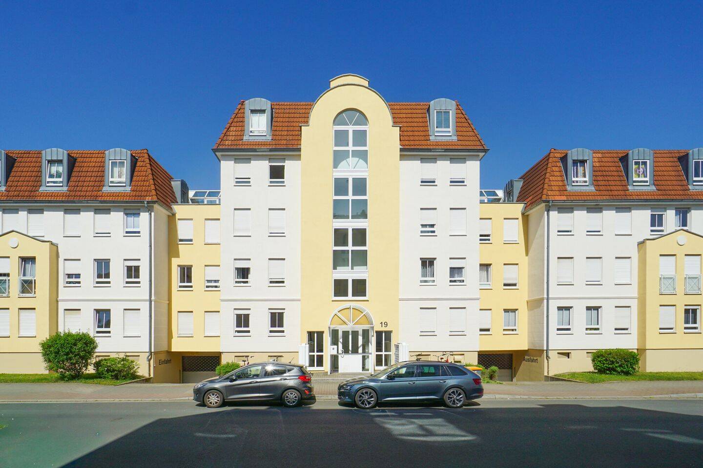Bezugsfrei! Renovierte 1,5-Zimmer-Wohnung!