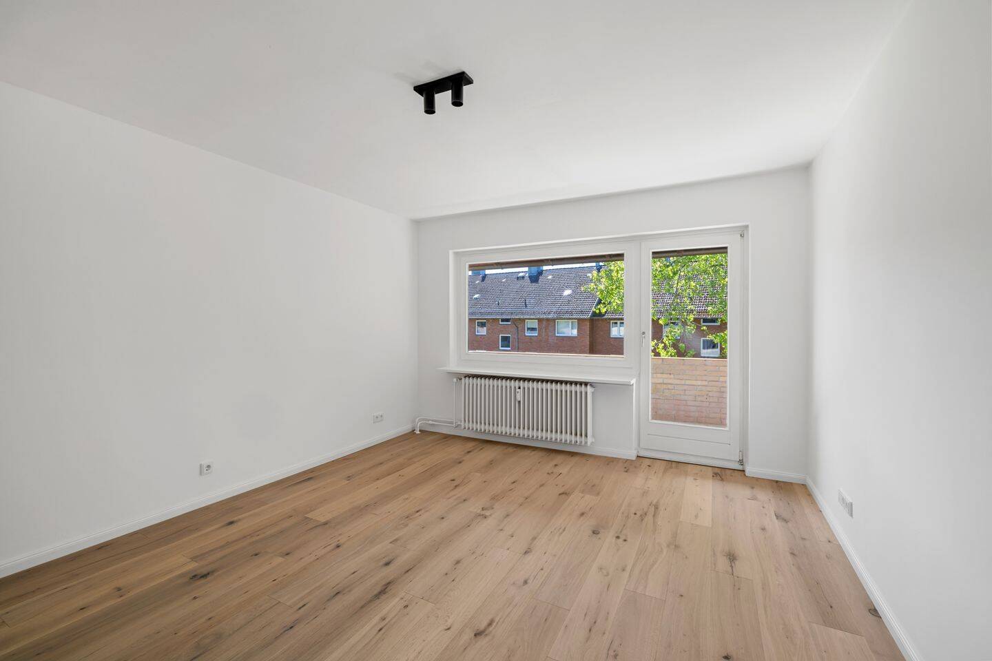 Stilvoll modernisierte Wohnung mitten im grünen Tonndorf – Hamburg – Vorschaubild 3