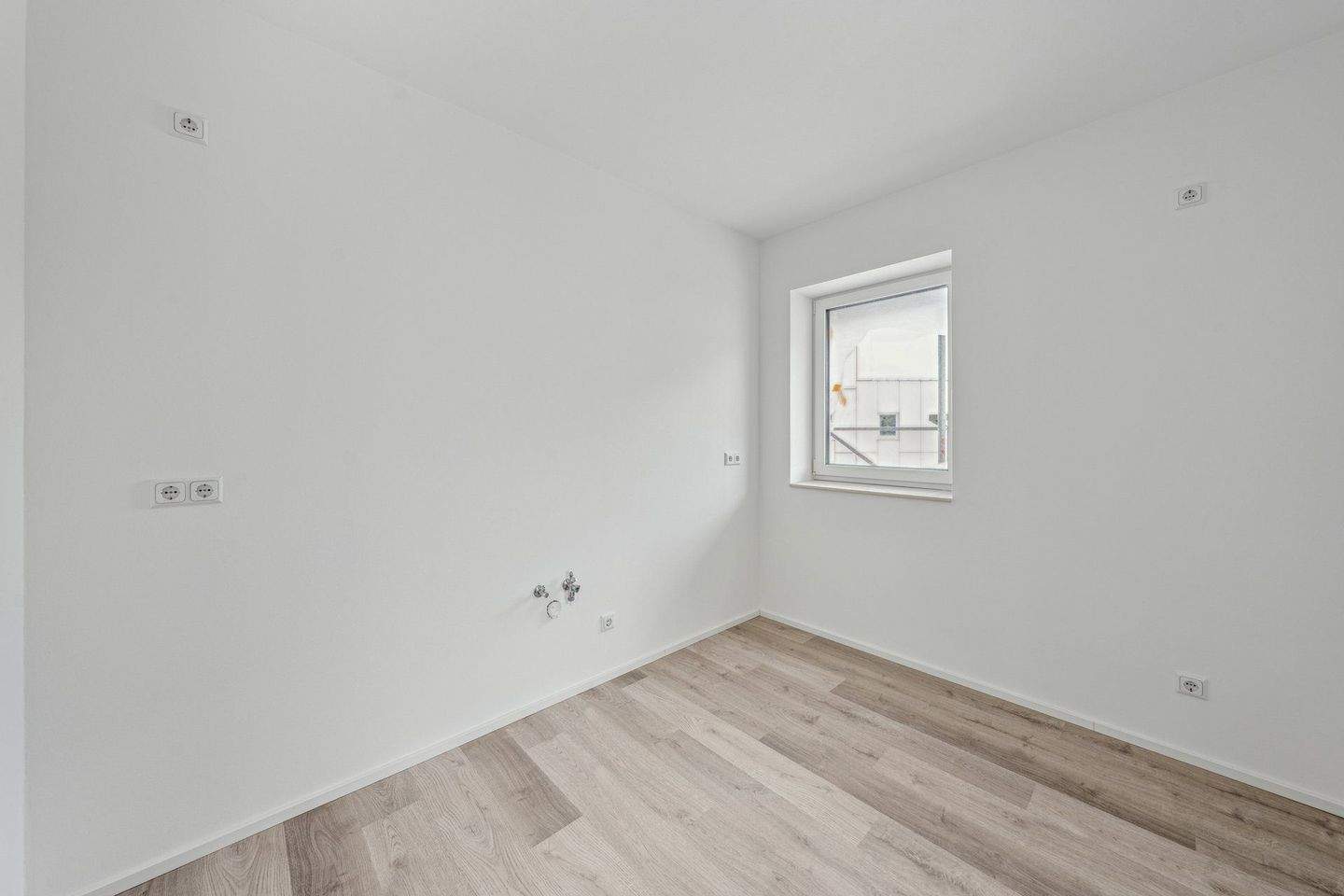 Exklusives Wohnen im Zentrum: 4 Raum Wohnung mit Balkon - Erstbezug – Frankfurt (Oder) – Vorschaubild 9