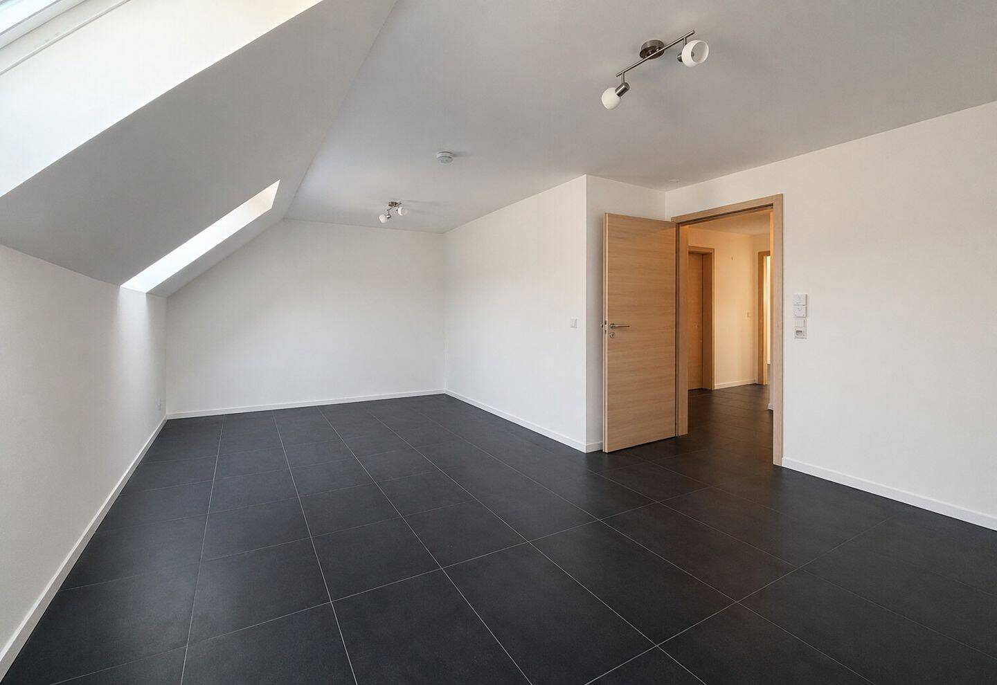 Stilvolle Maisonette-Wohnung mit viel Platz & Wohlfühlcharakter – Heilbronn – Vorschaubild 9