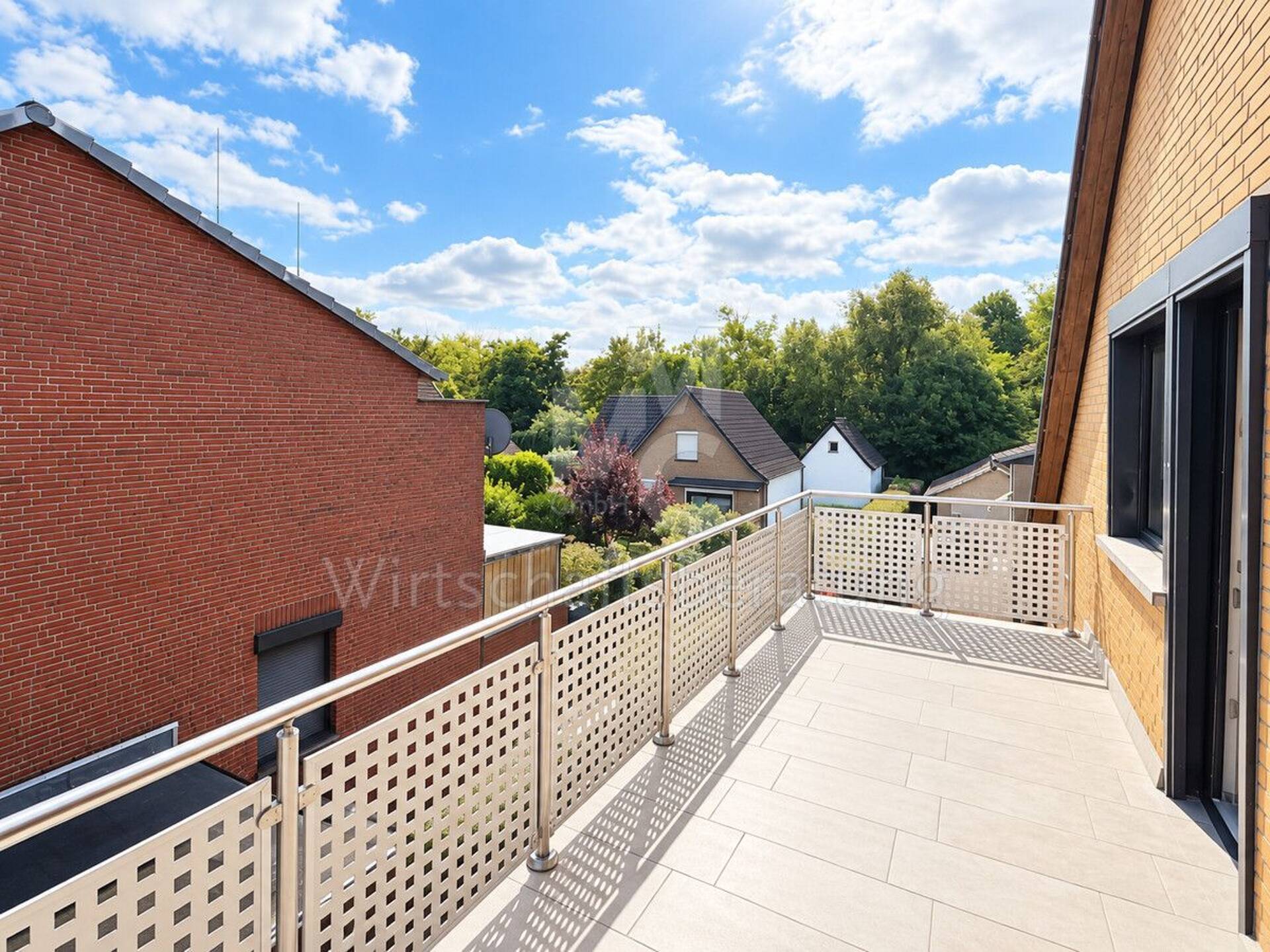 Mehrfamilienhaus in 30627 Hannover mit 227 m² kaufen
