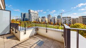 Wohnen über den Dächern - Dreieinhalb-Zimmer-Wohnung mit Terrasse und Balkon – 60326 Frankfurt am Main – Vorschaubild 9