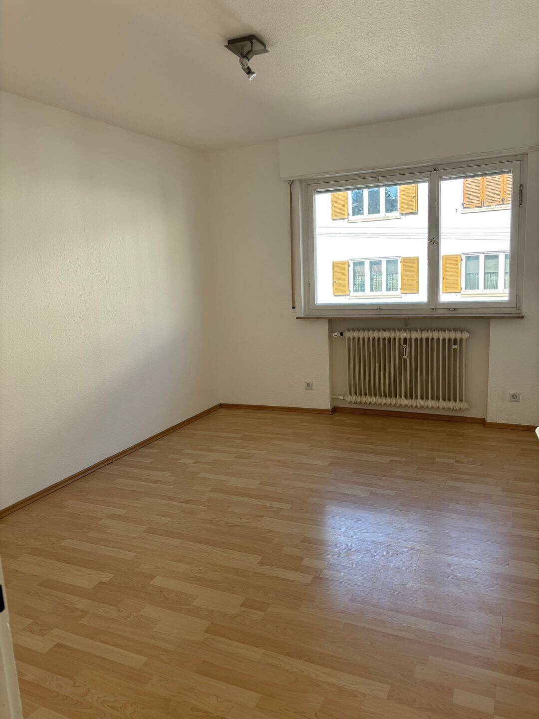 Helle Wohnung mit 2 Balkonen und KFZ-Stellplatz in Stuttgart West – Stuttgart – Vorschaubild 6