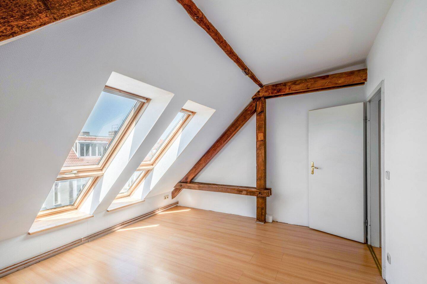 Helle und ruhige Dachgeschoss-Maisonettewohnung im Florakiez – Berlin – Vorschaubild 5