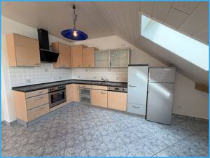 DIPL.-Immowirt MAIER !! helle, großzügige Galerie-Dachgeschoss-Wohnung und traumhaften Weitblick – 94474 Vilshofen an der Donau – Vorschaubild 7