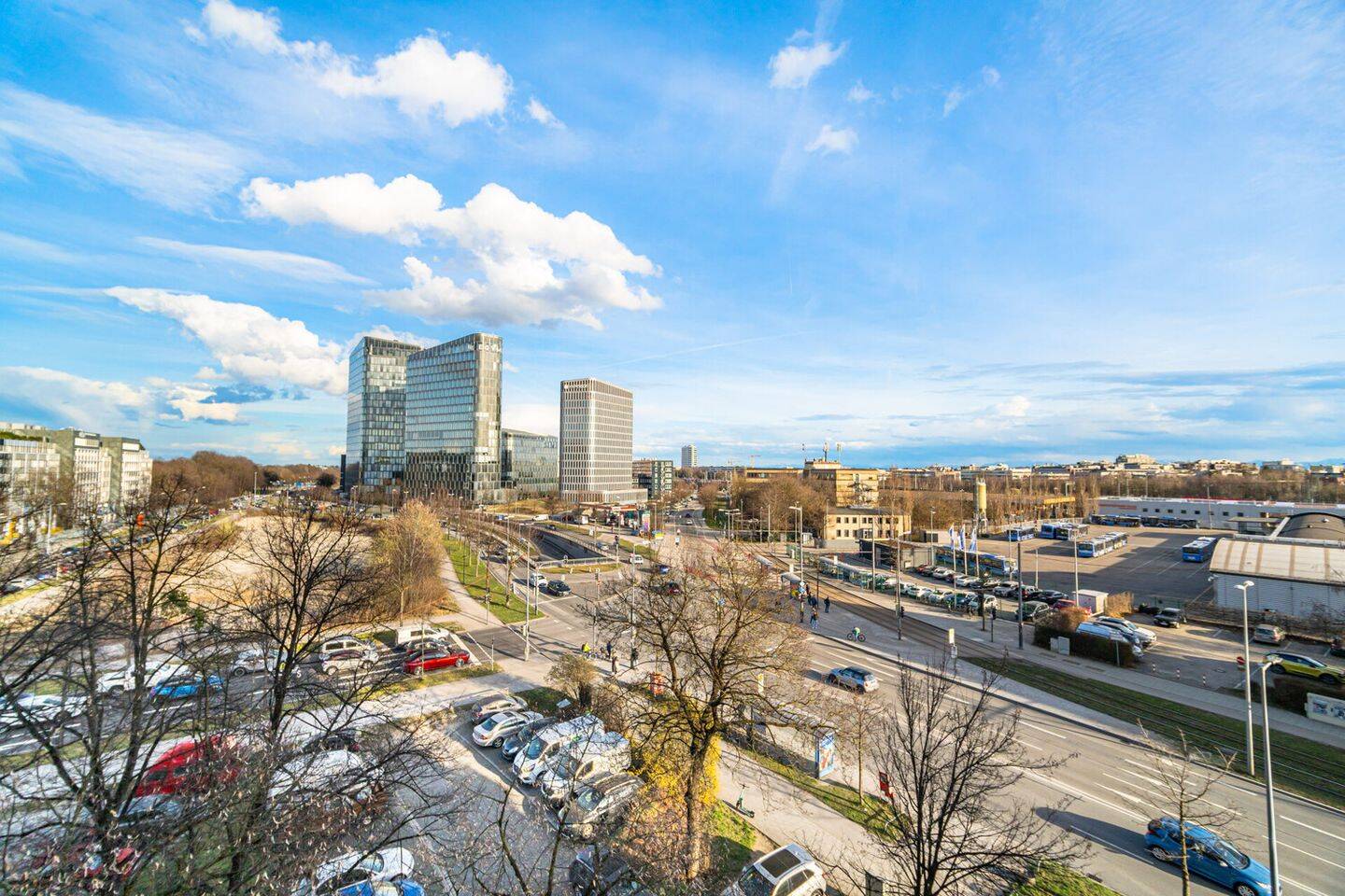 3-Zimmer-Wohnung mit freiem Blick & TG-Stellplatz - zentral in München, vermietet – München – Vorschaubild 5