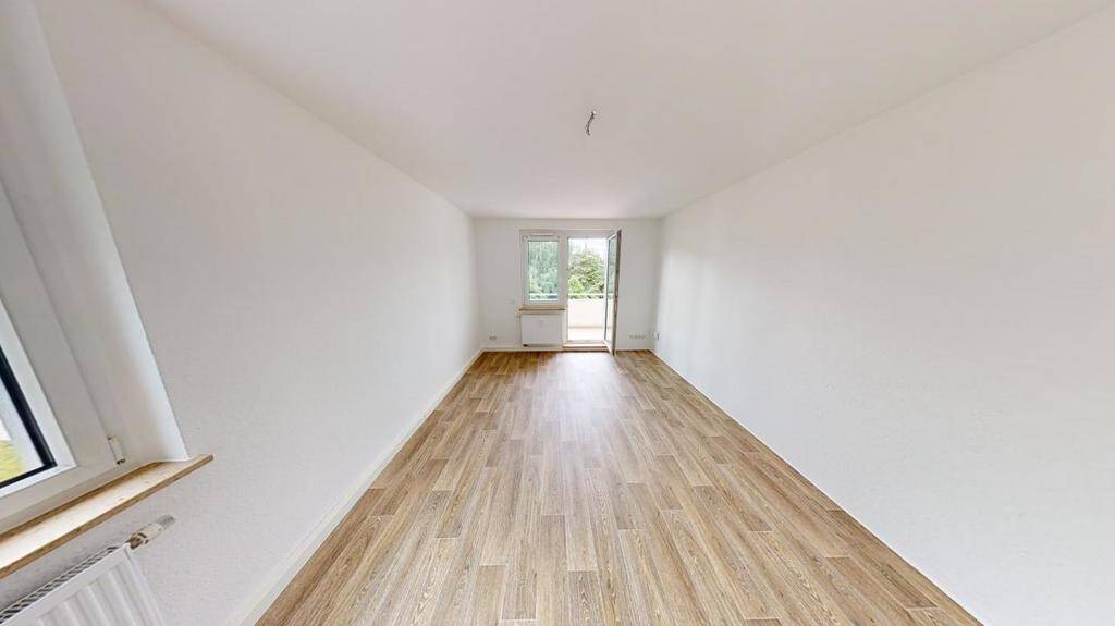 Großzügige 2-Raum-Wohnung mit Balkon