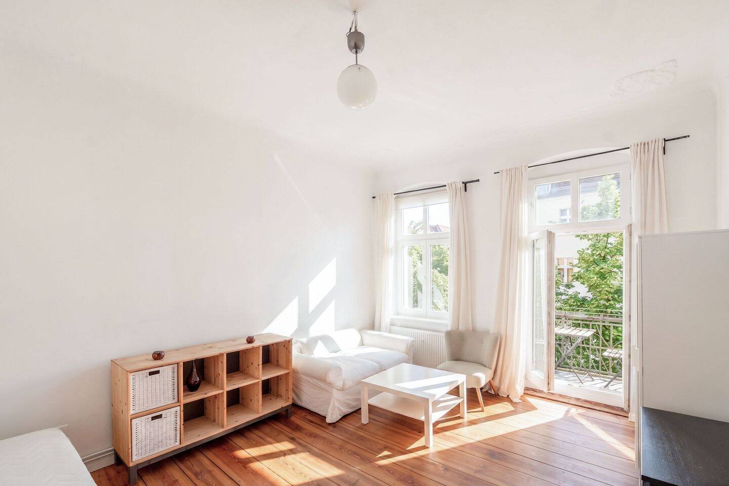 Helle Single-Wohnung nahe Boxhagener Platz mit Balkon – Berlin – Vorschaubild 2
