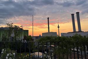 Traumhaft schönes 3-Zimmer Penthouse mit A/C, Aufdachterrasse und TG-Stellplatz in Mitte – 10179 Berlin – Vorschaubild 6