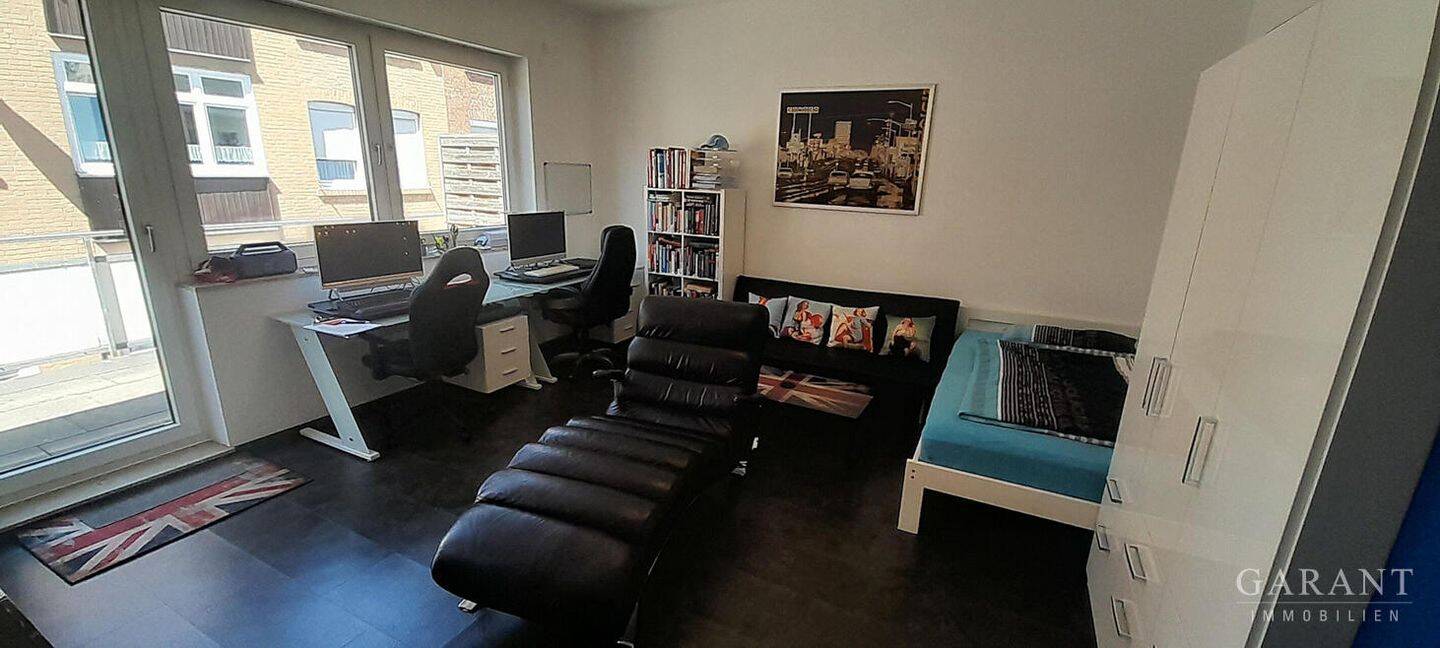 Bezugsfreie 1 Zimmer-Wohnung mitten in Ulm – Ulm – Vorschaubild 2