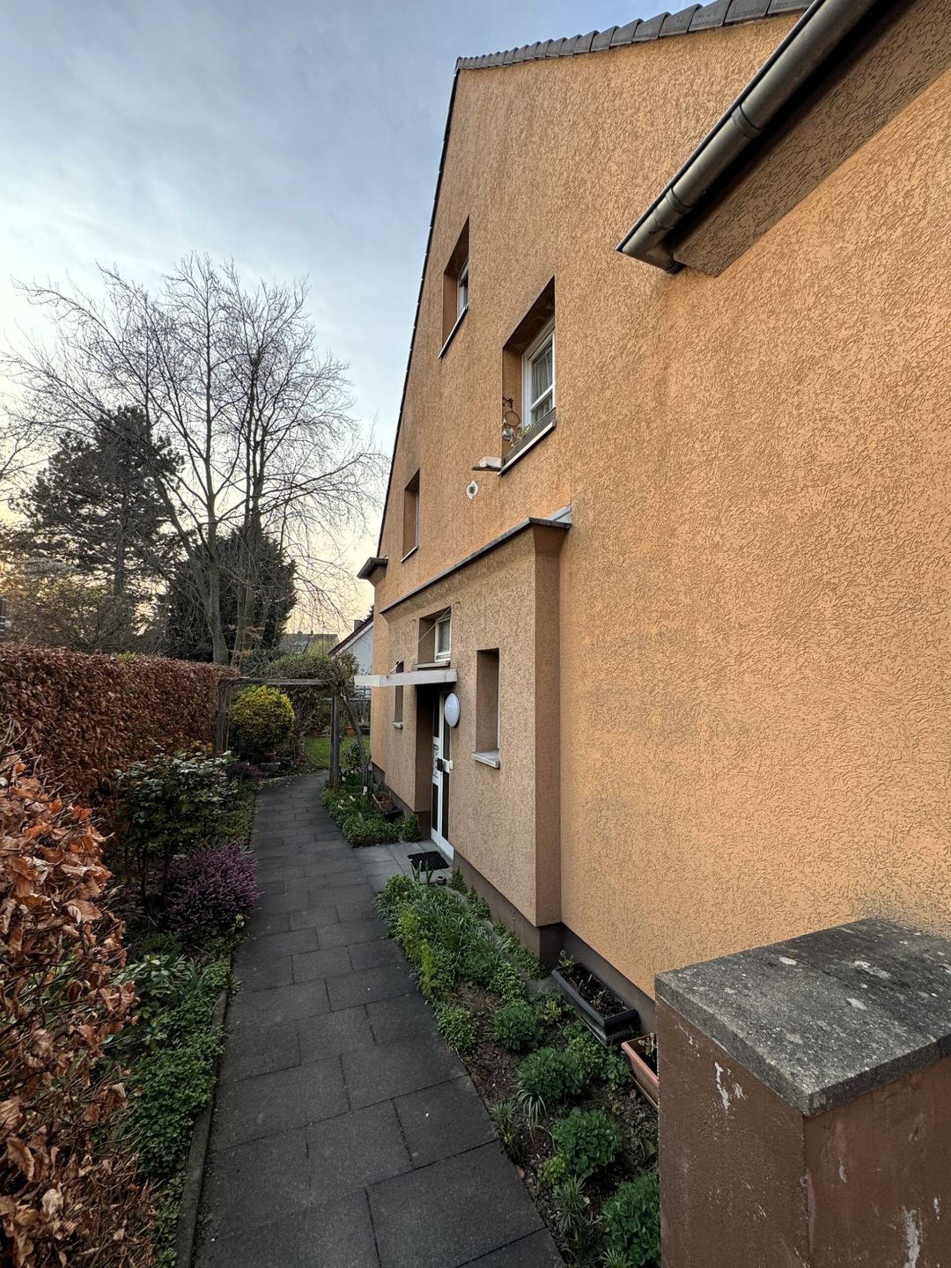 Haus in 50999 Köln mit 474,82 m² kaufen