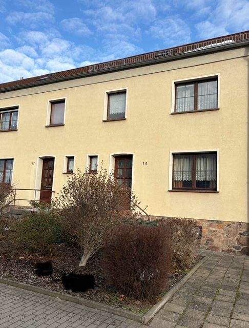 Renovierungsbedürftiges Reihenhaus mit Garage und Garten in Zerbst – Zerbst/Anhalt – Vorschaubild 2