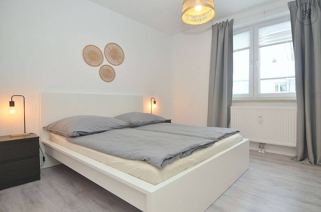 Modern möblierte 3-Zimmer-Wohnung mit Balkon und WLAN in Nürnberg Schoppershof – Nürnberg – Vorschaubild 2