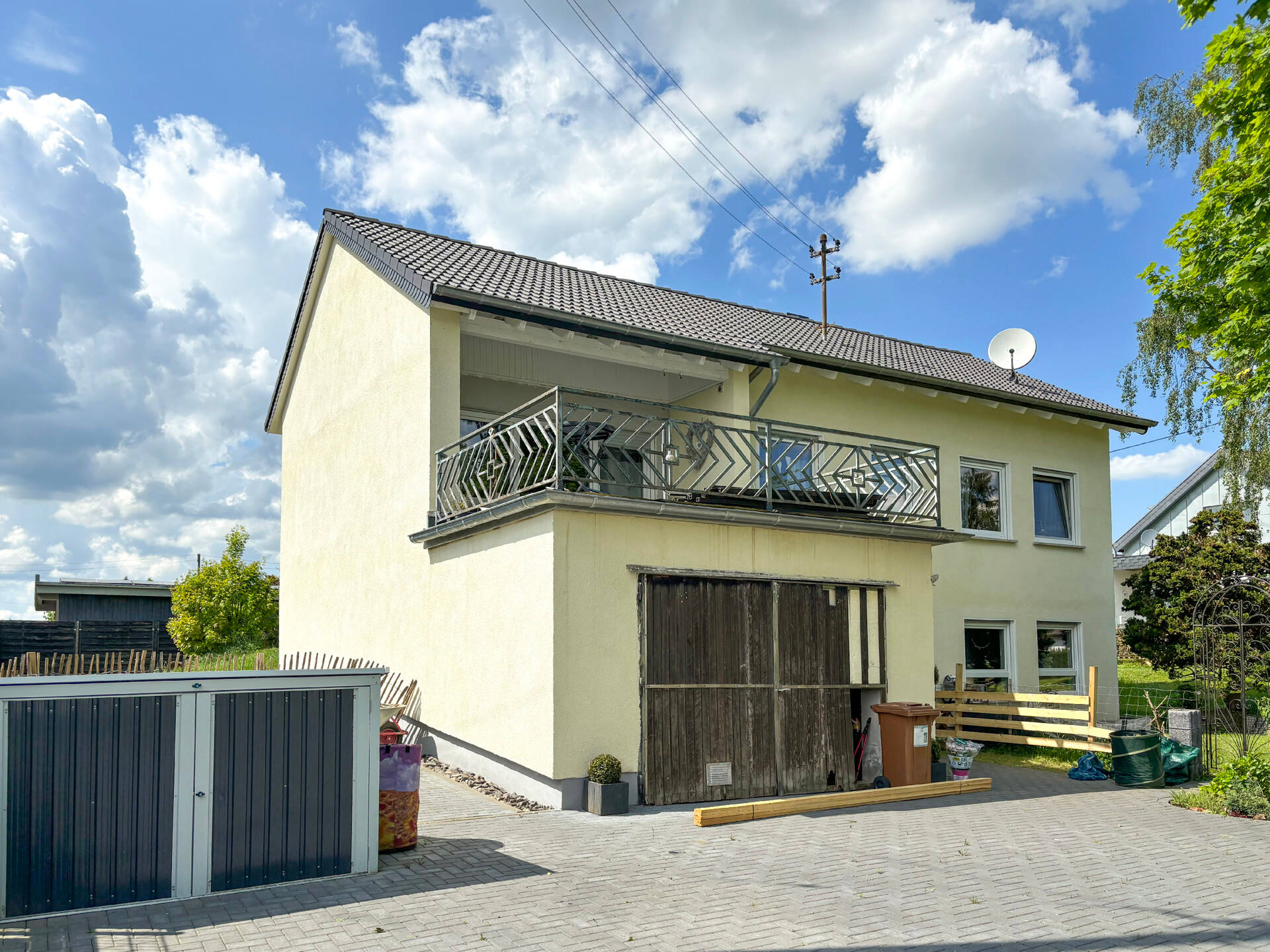 Umfangreich saniertes Einfamilienhaus mit Einliegerwohnung in zentraler Lage! – Birken-Honigsessen – Vorschaubild 3