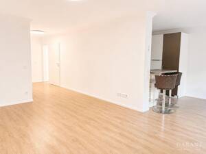 Einziehen und wohlfühlen - Exklusive 3,5 Zimmer-Wohnung in begehrter Wohnlage – 81735 München – Vorschaubild 3